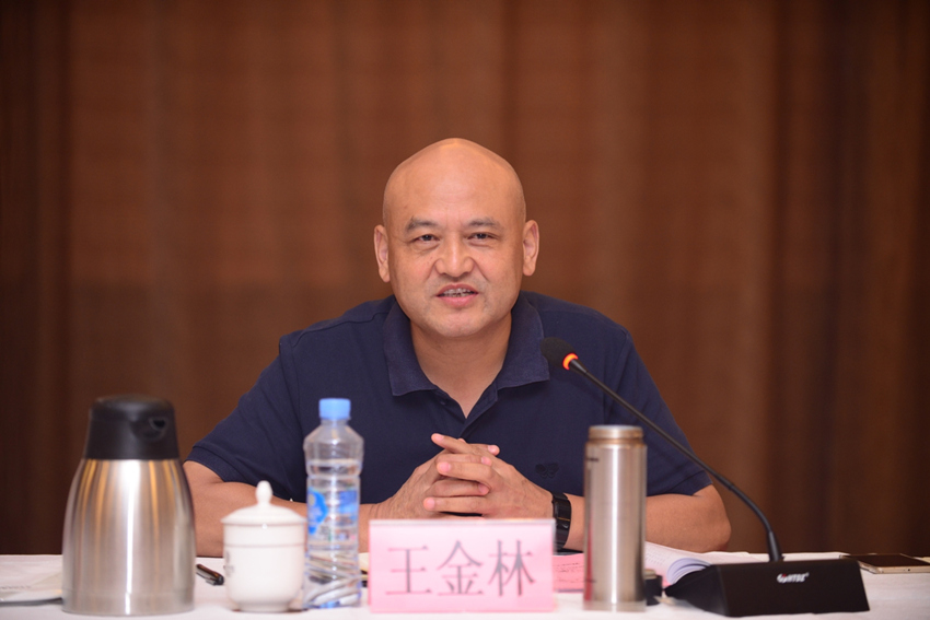 省国资委党委委员、省纪委驻省国资委纪检组组长王金林在省投资集团专题民主生活会上点评讲话_副本.jpg 省国资委党委委员、省纪委驻省国资委纪检组组长王金林在省投资集团专题民主生活会上点评讲话_副本.jpg