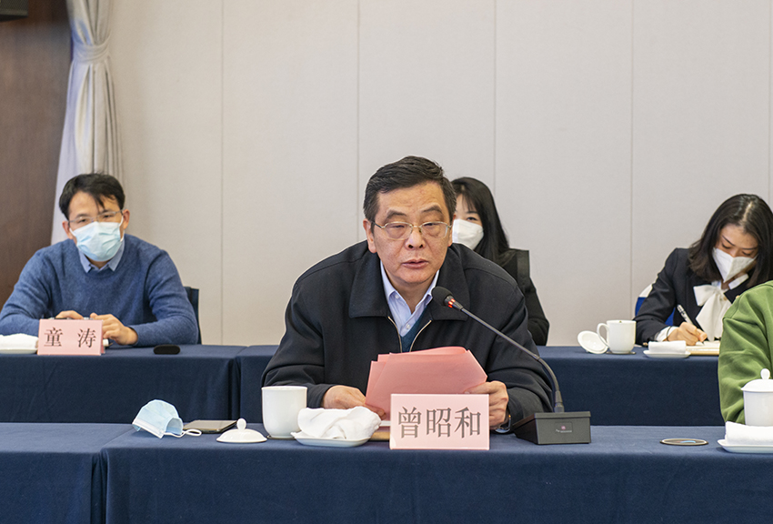 陕赣能源战略合作-4.jpg 陕赣能源战略合作-4.jpg